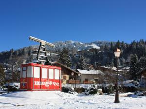 Studio confortable au centre de Megève avec balcon et parking - FR-1-453-110