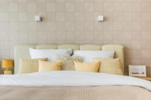 RentPlanet - Angel Plaza