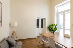 Cozy Historical Flat Napoli