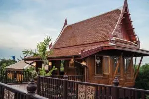 เรือนไทยพราวพิมาน Proudpiman Thai House - Ban Bang Toei (1)