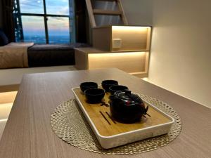 Gold Coast PIK Japandi Sunset Modern Living by stay with E