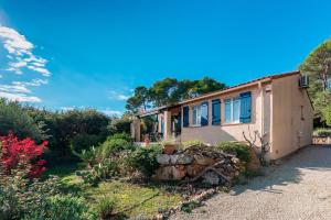 Maisons de vacances La Sauvergine - Maison 8 personnes parc du verdon : photos des chambres