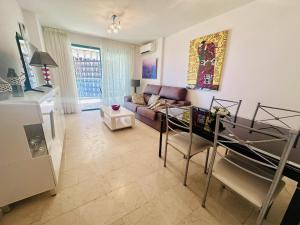 A827 - Atrium Beach 3 - 2004 Finestrat