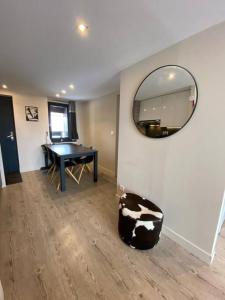 Alpe dhuez quartier jeux 50 m2-100 m des pistes