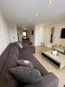 Alpe dhuez quartier jeux 50 m2-100 m des pistes