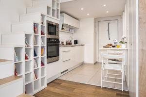 Prague Days - Cozy Studio with Netflix in Karlín