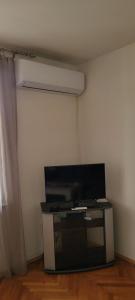 Apartman Kraljevo-ceo stan,privatan parking