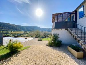 Maisons de vacances GITE DU SOULIER 6p, 3ch, piscine : photos des chambres
