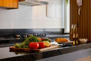 Apto 2 dormitórios na praia de Bombas - 6 pessoas