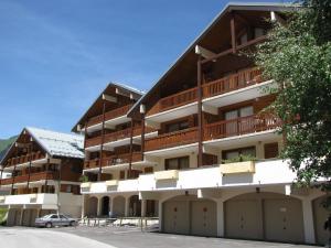 Appartements Appartement ensoleille avec balcon a 2 pas du telepherique et des commerces a Pralognan-la-Vanoise - FR-1-464-193 : photos des chambres