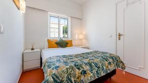 Ocean View 3 BDR House With Patio by LovelyStay