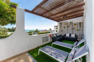 Ocean View 3 BDR House With Patio by LovelyStay