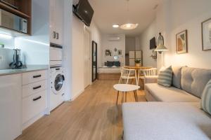 VLC HOST - Ausias March