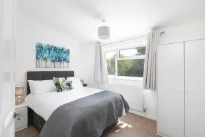 Garden Escape Spacious 2 Bed with Parking - Shephall