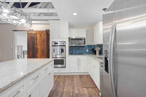 Spacious 4BR Home Minutes from Baylor & Magnolia