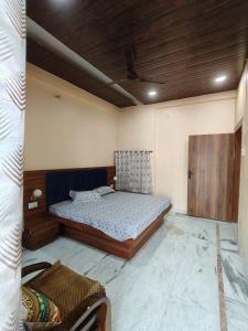 Kashivas - Spacious 2BHK near Assi Ghat