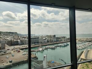 Maisons de vacances Elegante maison pres de la mer 1 ou 2 chambres : photos des chambres