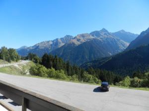 Appartement 6 pers, 1 cabine, au pied des pistes, balcon, ascenseur - FR-1-557A-50