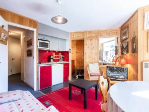 Charmant appartement 4 pers avec balcon, parking couvert à Val-dIsère - FR-1-694-237