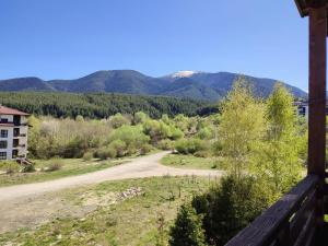 Pirin Heights Apartment 200m from SKI ROAD