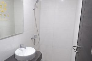 Royal Suites Studio 26RS - Citra Plaza Nagoya