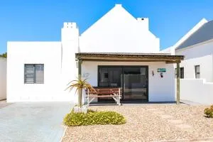 27 On Ray - Britannia Bay