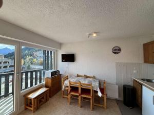 Appartement 6 couchages au pied des pistes avec balcon - Auris en Oisans - FR-1-297-108