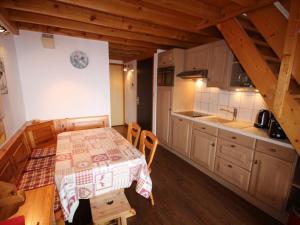 Appartement 3 pièces mezzanine, 8 pers, 2 SDB, proche pistes et commerces - FR-1-293-66
