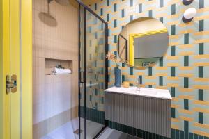 iFlat Colorful New Apartment in Esquilino