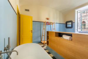 iFlat Colorful New Apartment in Esquilino