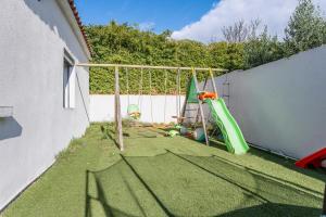 Villas Villa moderne avec piscine privee et espace exterieur a Le Rove : photos des chambres