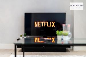 Library House Apartments - FREE PARKING - Contractor Hub - Superfast Wi-Fi - Long Term Stays