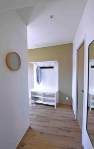 Maisons de vacances Ty Dag - La Desirade proche plage et jacuzzi : photos des chambres