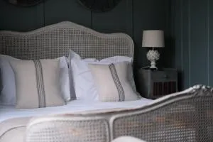 The Crown Inn Dial Post - Nuthurst