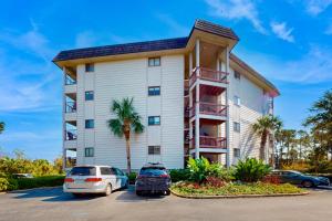 HH Beach & Tennis 144AR