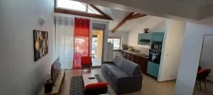 NANA -Grand Appartement Cosy- C 43- Cuisine équipée-CLIM-WIFI-Terrasse - Macouria