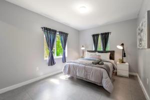 Spacious East Miami Duplex Delightful