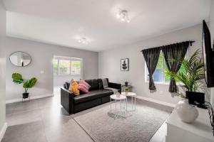 Spacious East Miami Duplex Delightful