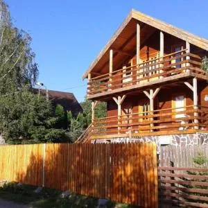 Békény Kulcsosház - 格奥尔盖尼