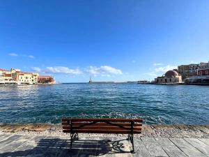 Cozy maisonette hidden in Old Town Chania MarielpiCorner