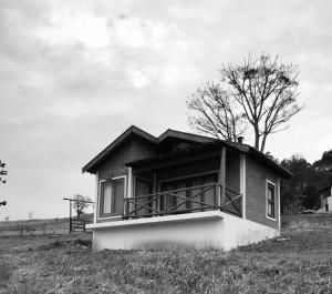 Chalés Villa Serrinha - Chalé 01