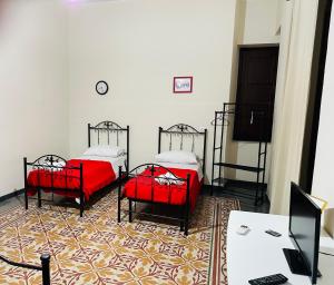 Maya Palace Real Rooms Palermo centre close to Cathedral