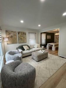 Fully Furnished Upscale Family Home 5B 3Ba