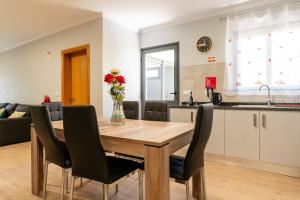 Goncalves House - AC and private parking