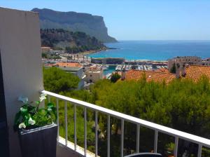 LE COSY Appartement à CASSIS avec vue exceptionnelle sur mer