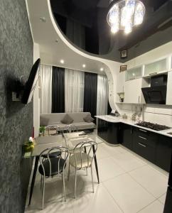 Маршала Малиновського 18 б 12 Жемчужина квартира