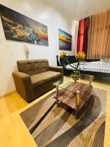 Gramercy Residences 1 bed City View With balcony