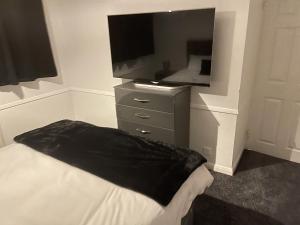 Easystays Baby Mansion Can Sleep 18