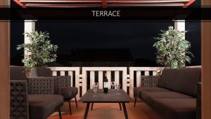 APARTMENTS4YOU SUPETAR 5 - brand NEW luxury 2-BR - 200 meters from the beach - free parking - beautiful terrace