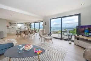 Swn-Y-Mor - Llanfair